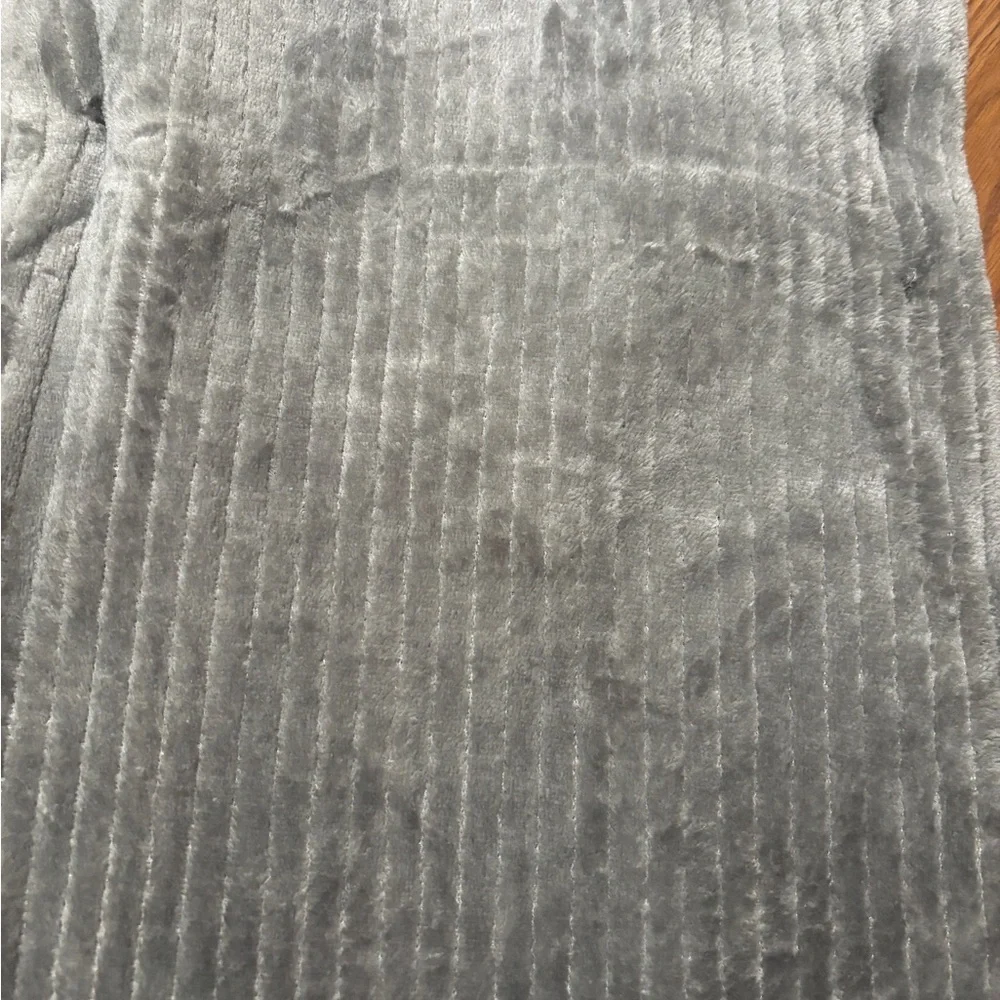 Decorative Throw Blanket 50X60 Grey 100% Polyester